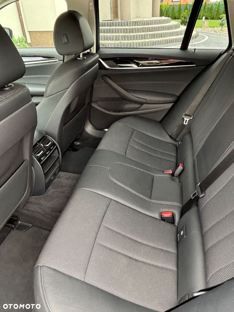BMW Seria 5 520d Sport Line sport - 22
