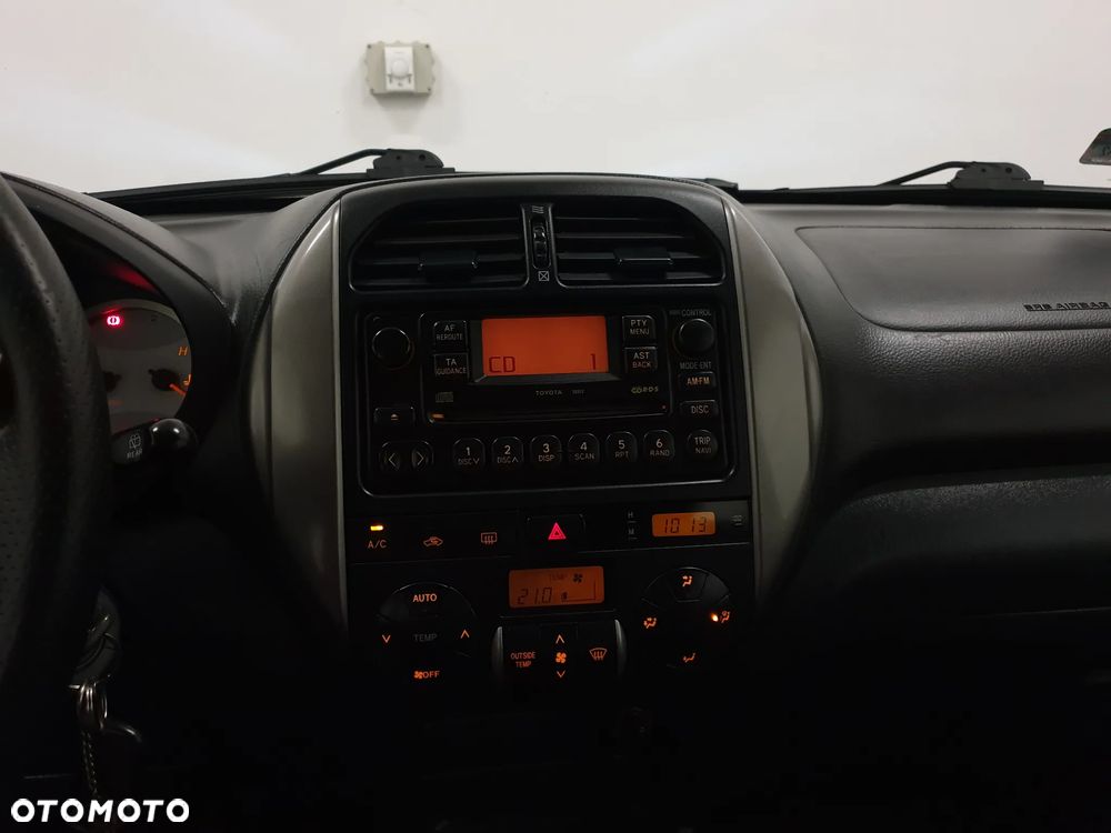 Toyota RAV4 D-4D 4x4 Executive - 37