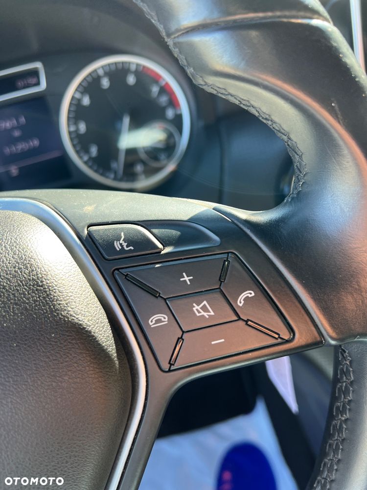 Mercedes-Benz Klasa A 180 (BlueEFFICIENCY) Style - 35