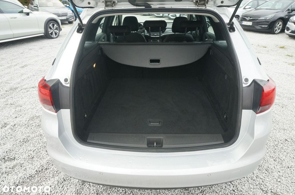 Opel Astra - 32