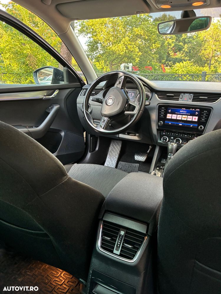 Skoda Octavia 1.6 TDI DSG Style - 5
