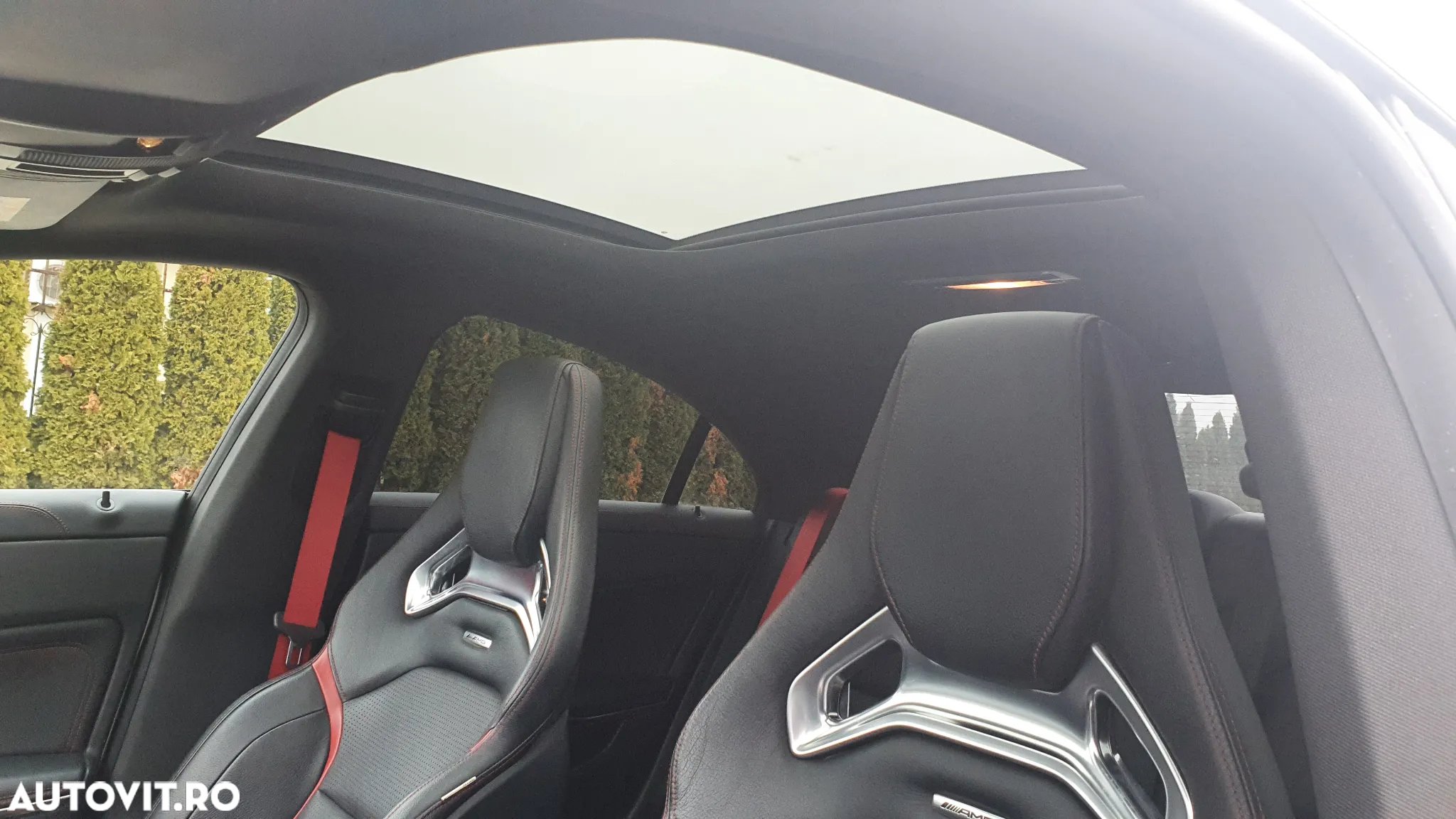 Mercedes-Benz CLA 45 AMG 4Matic 7G-DCT - 3