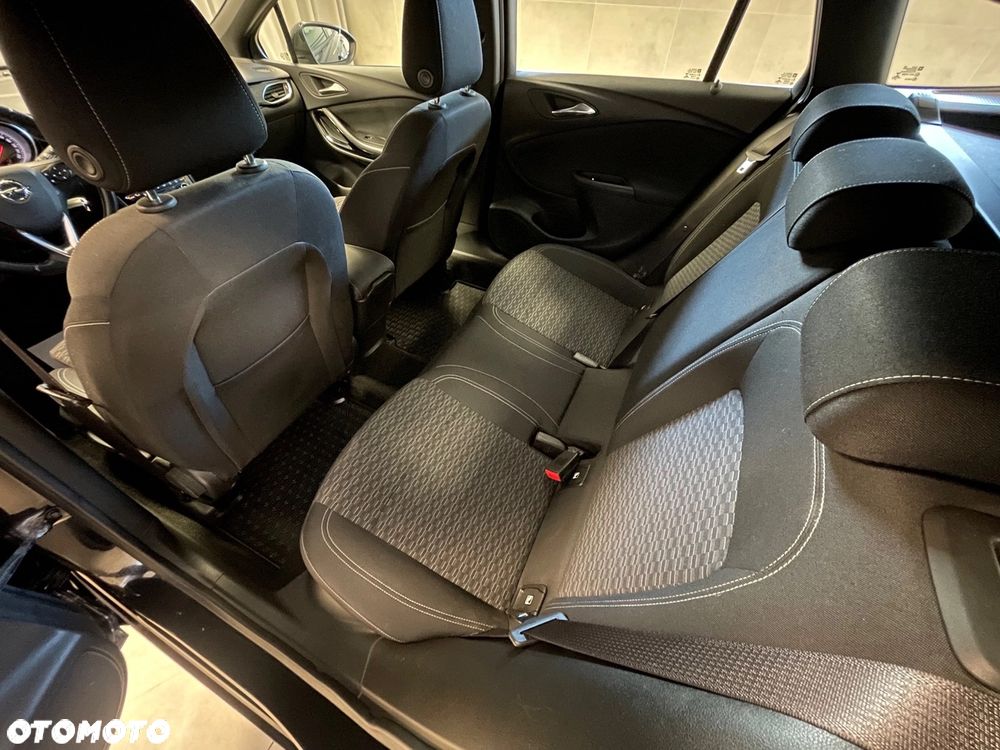 Opel Astra V 1.6 CDTI Dynamic S&S - 30