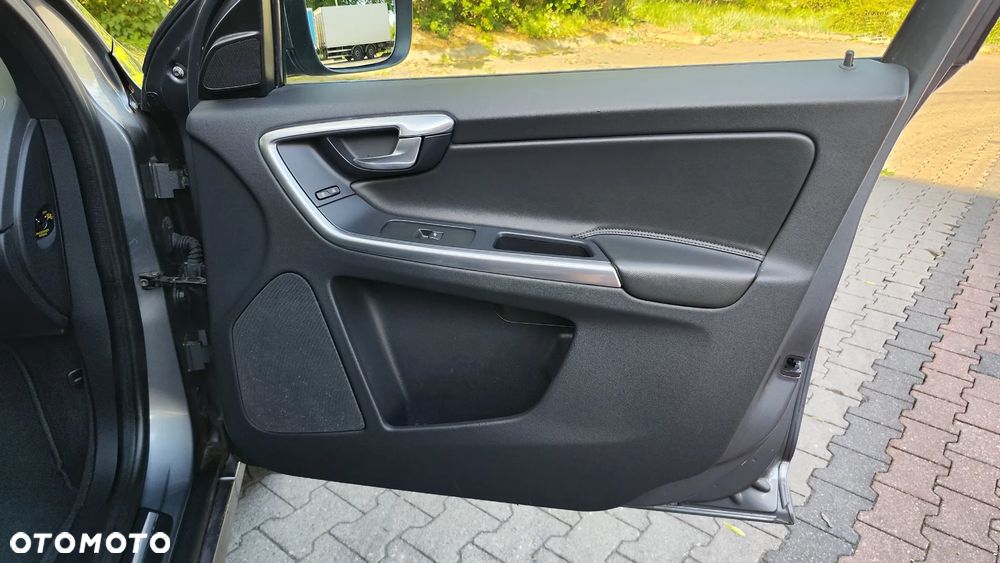 Volvo XC 60 D3 Summum - 34