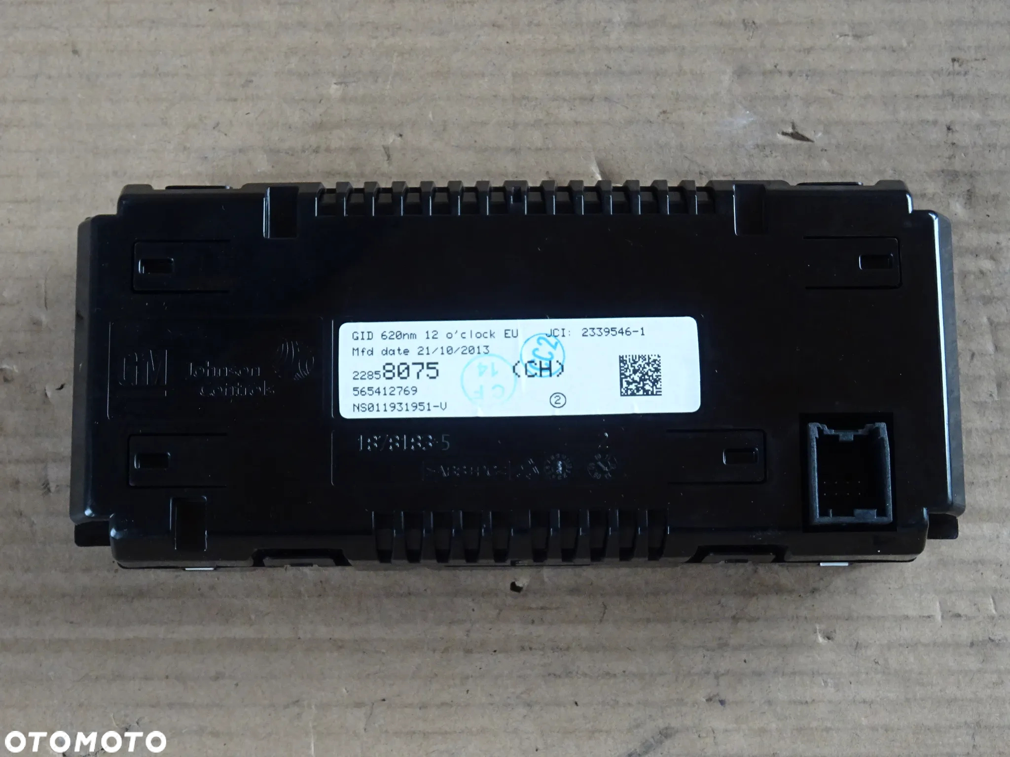 CD400 PLUS RADIO ODTWARZACZ CD PANEL WYŚWIETLACZ OPEL ZAFIRA C ASTRA J MERIVA B carpass PIN - 13