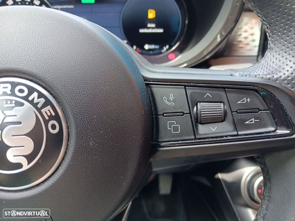 Alfa Romeo Tonale 1.3 Plug-In Hybrid Sprint e-AWD - 17