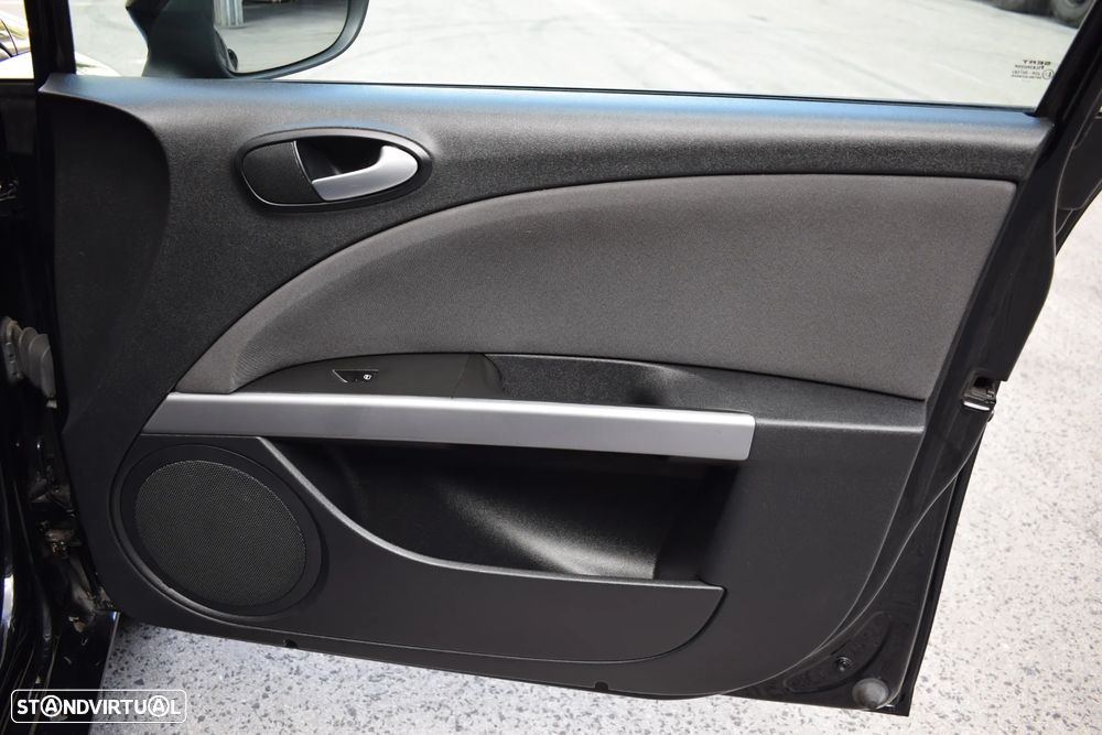 SEAT Leon 1.6 TDI Sport - 30