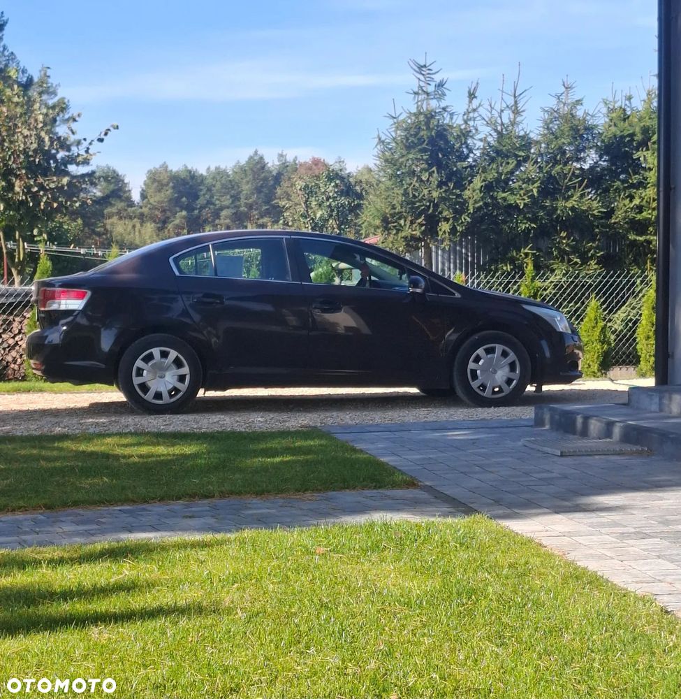 Toyota Avensis - 7