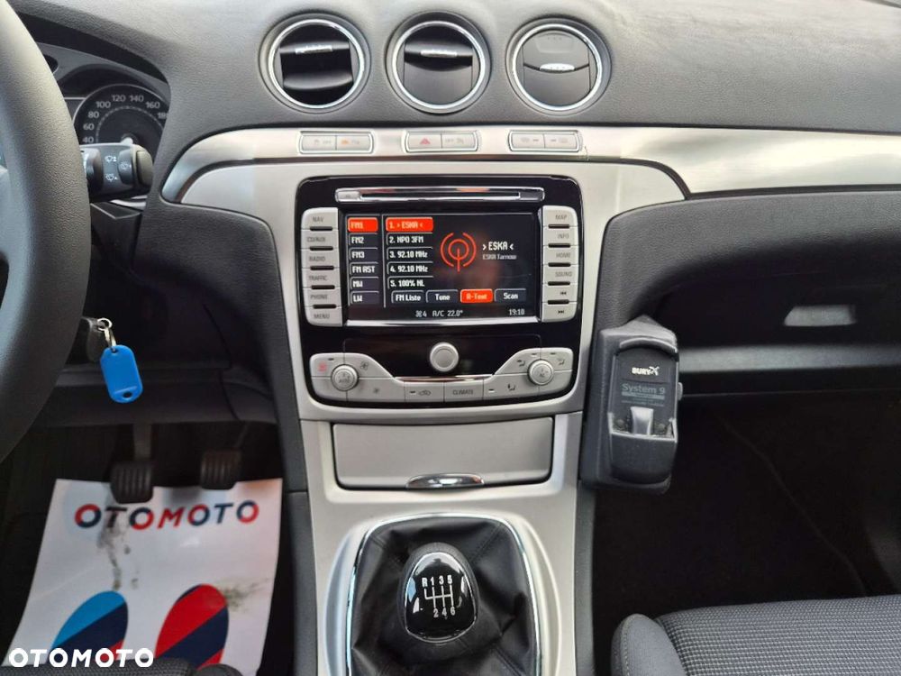 Ford S-Max - 23