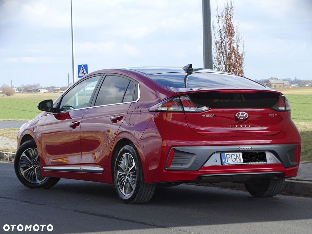Hyundai IONIQ - 5