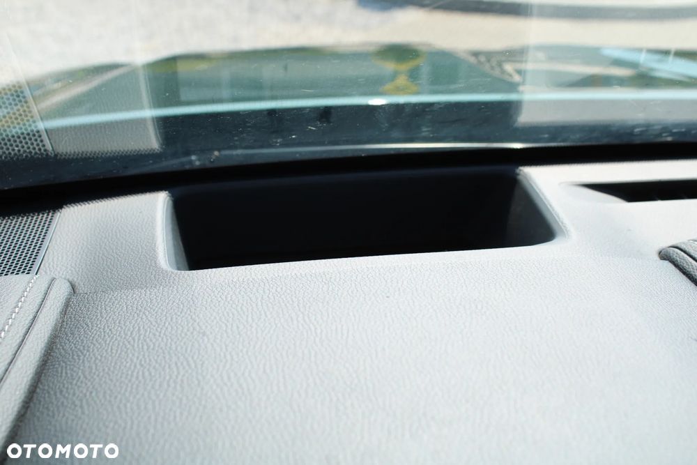 Toyota Highlander 2.5 Hybrid Executive - 26