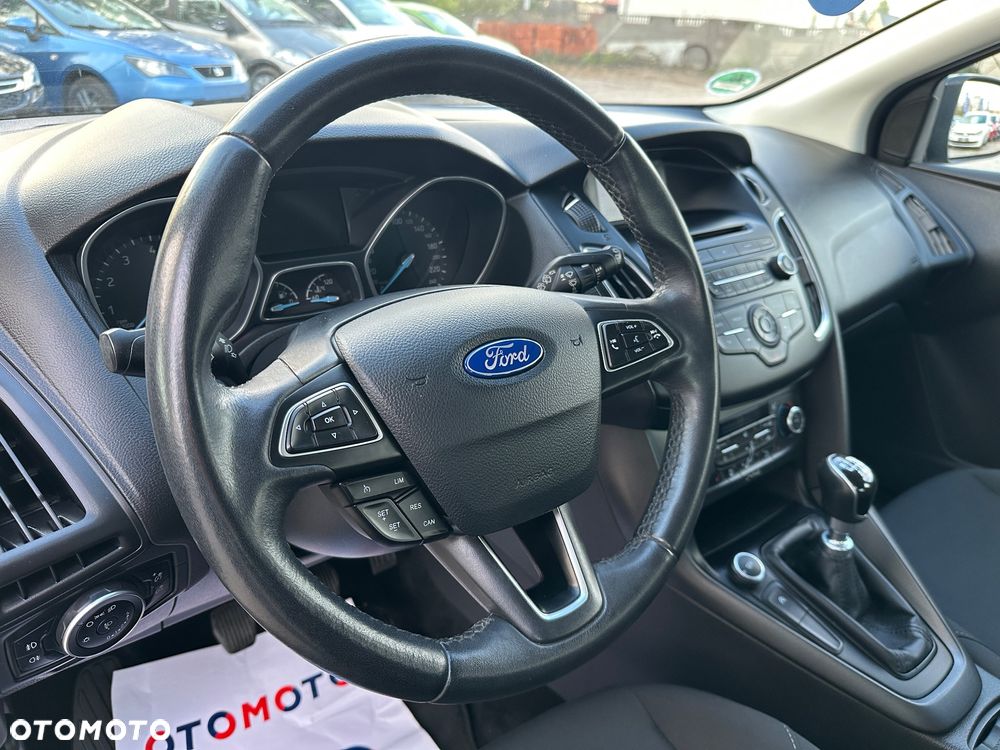 Ford Focus 1.0 EcoBoost Edition - 19