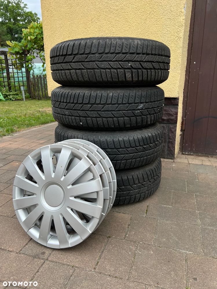 Toyota Yaris 1.0 Terra - 11