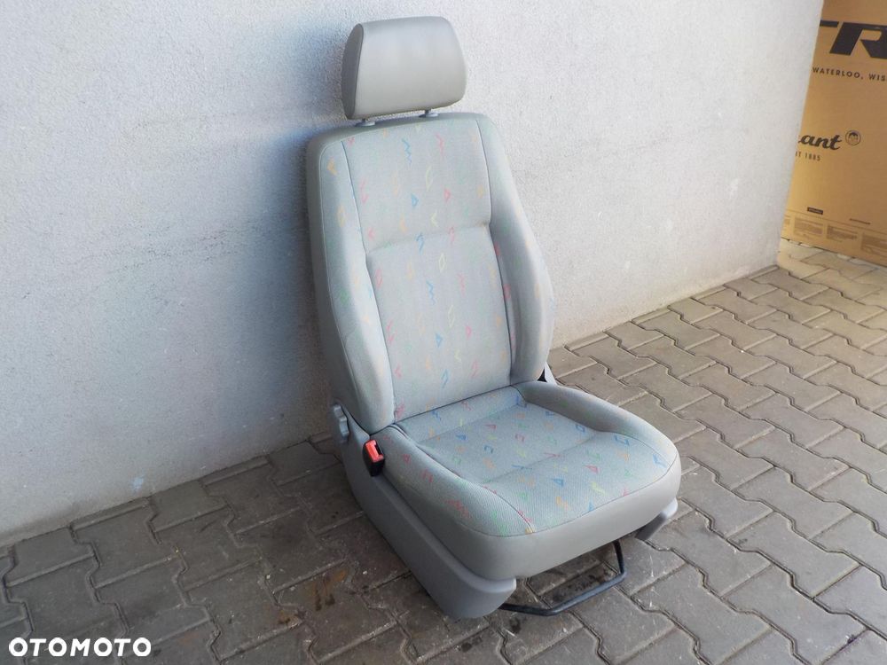 VW T5 FOTEL SIEDZENIE KIEROWCY INKA - 1