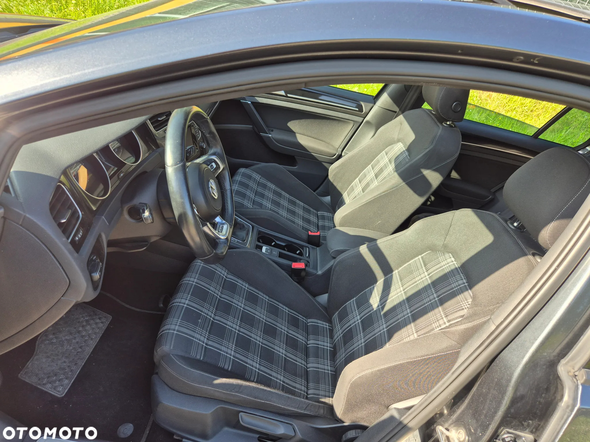 Volkswagen Golf VII 2.0 TDI BMT GTD - 19