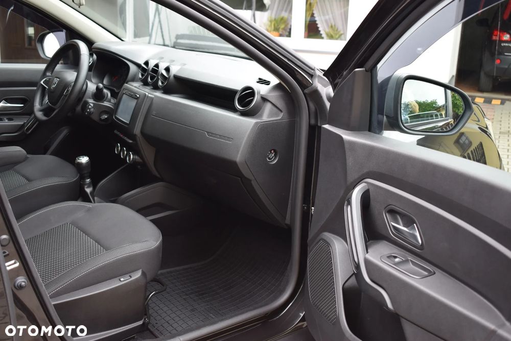 Dacia Duster 1.6 SCe Prestige - 10