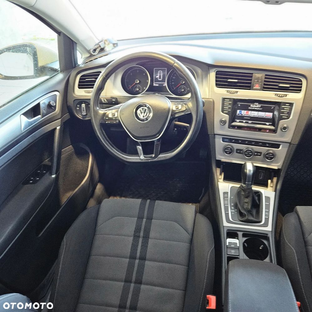 Volkswagen Golf 2.0 TDI (BlueMotion Technology) DSG Highline - 28