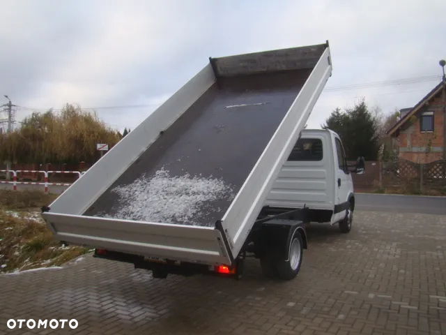 Iveco DAILY 35 C 12 3.5T 4.50M 3.5T NA HAKU - 9