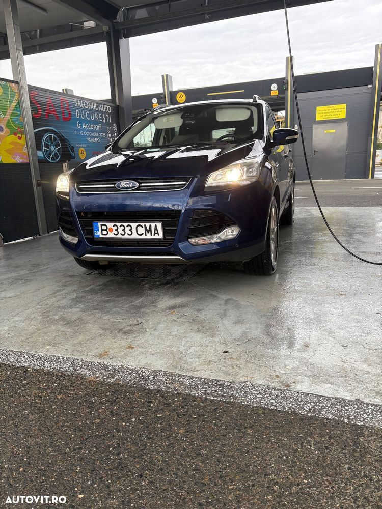 Ford Kuga 2.0 TDCi 4WD Powershift Titanium - 2