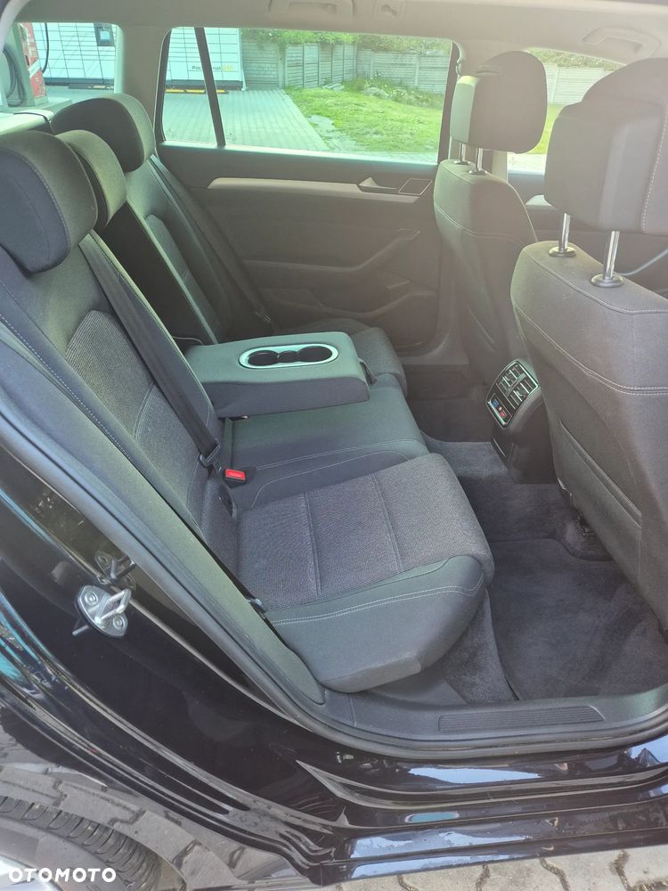 Volkswagen Passat 2.0 TDI (BlueMotion Technology) Comfortline - 20