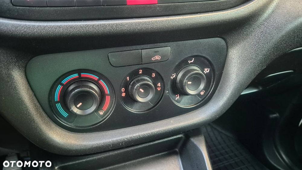 Fiat Doblo Kombi 1.3 MJ Active - 26