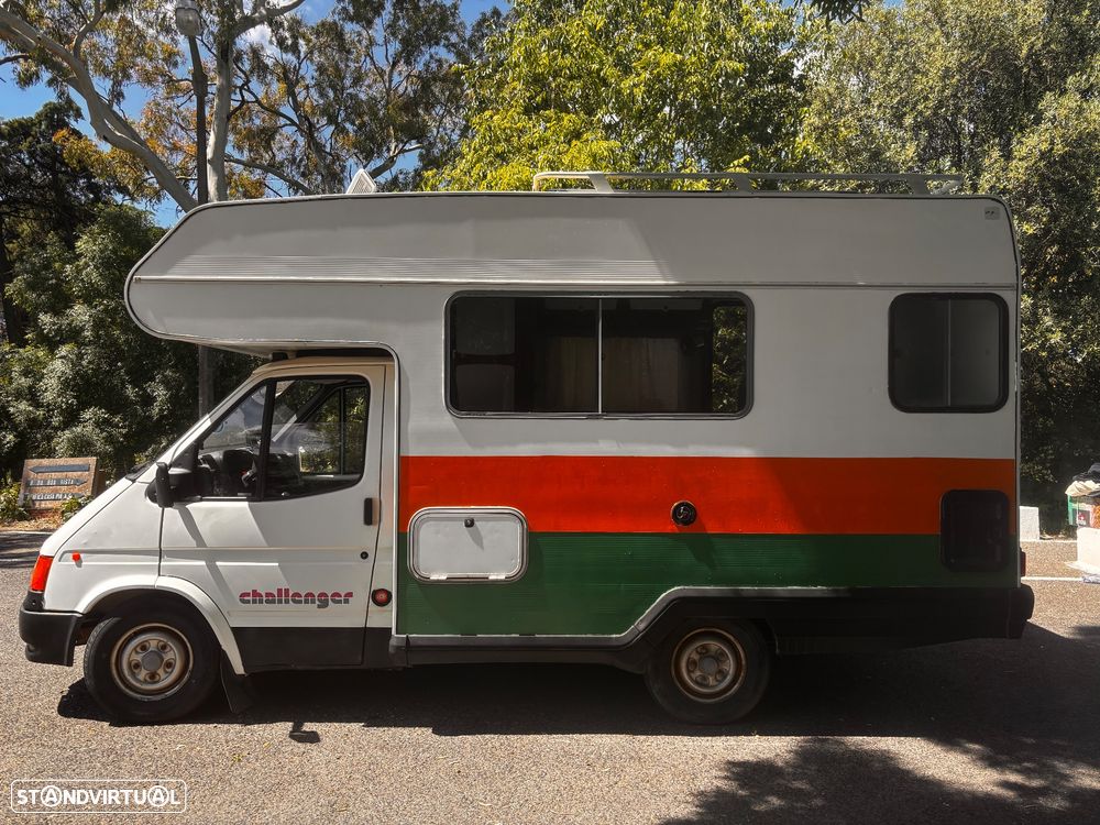 Ford Transit Challenger - 1