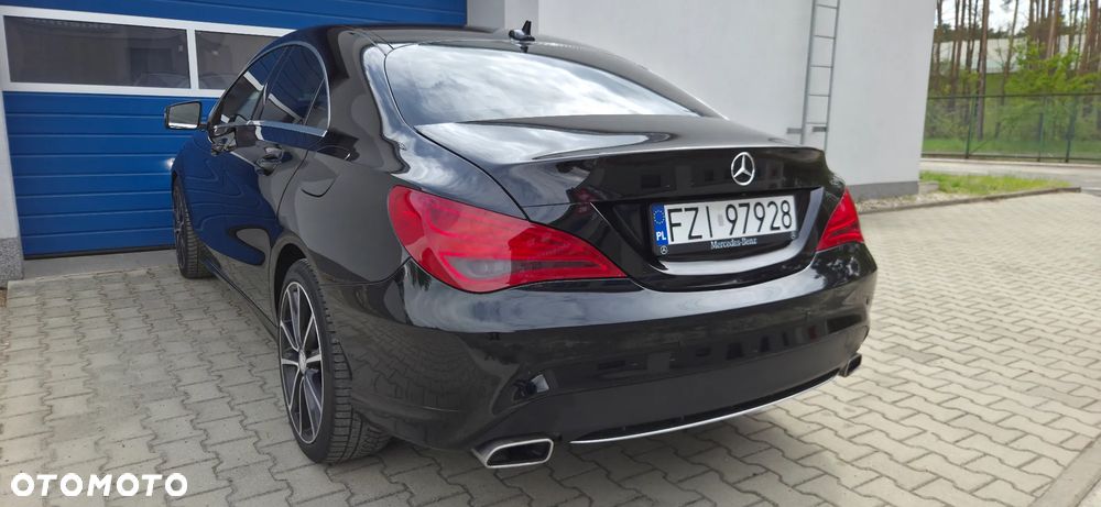 Mercedes-Benz CLA - 12