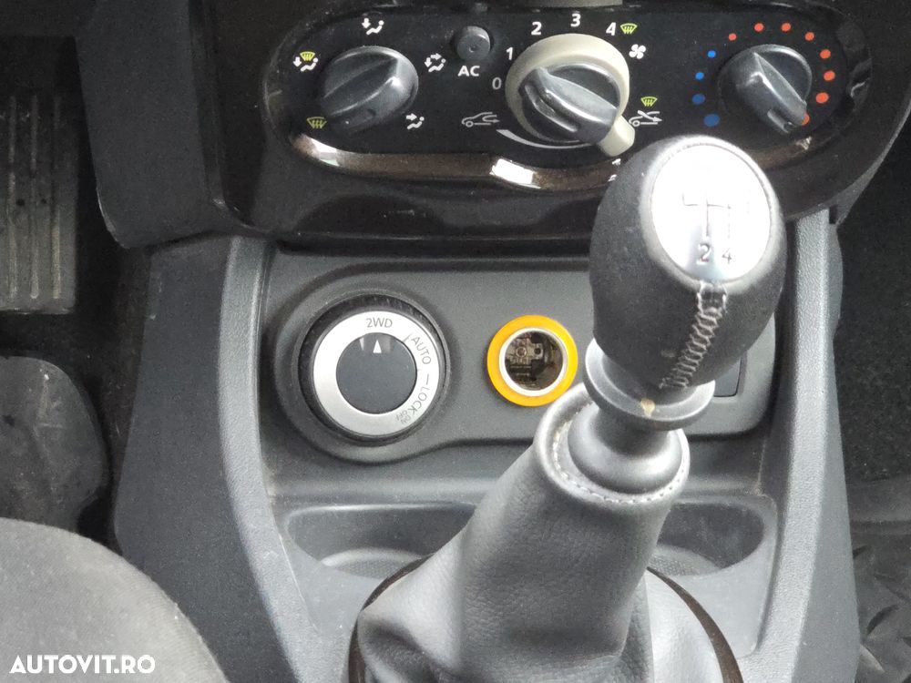 Dacia Duster 1.5 dCi 4x4 Prestige - 10
