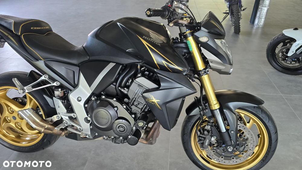 Honda CB - 28