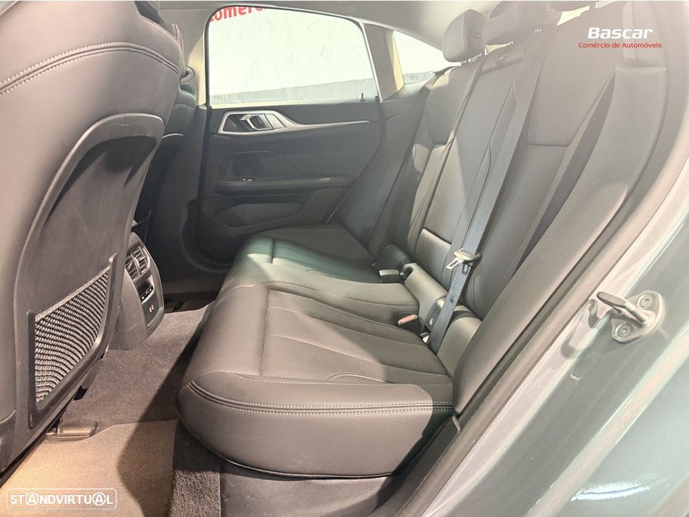 BMW i4 eDrive40 Edição Desportiva M - 15