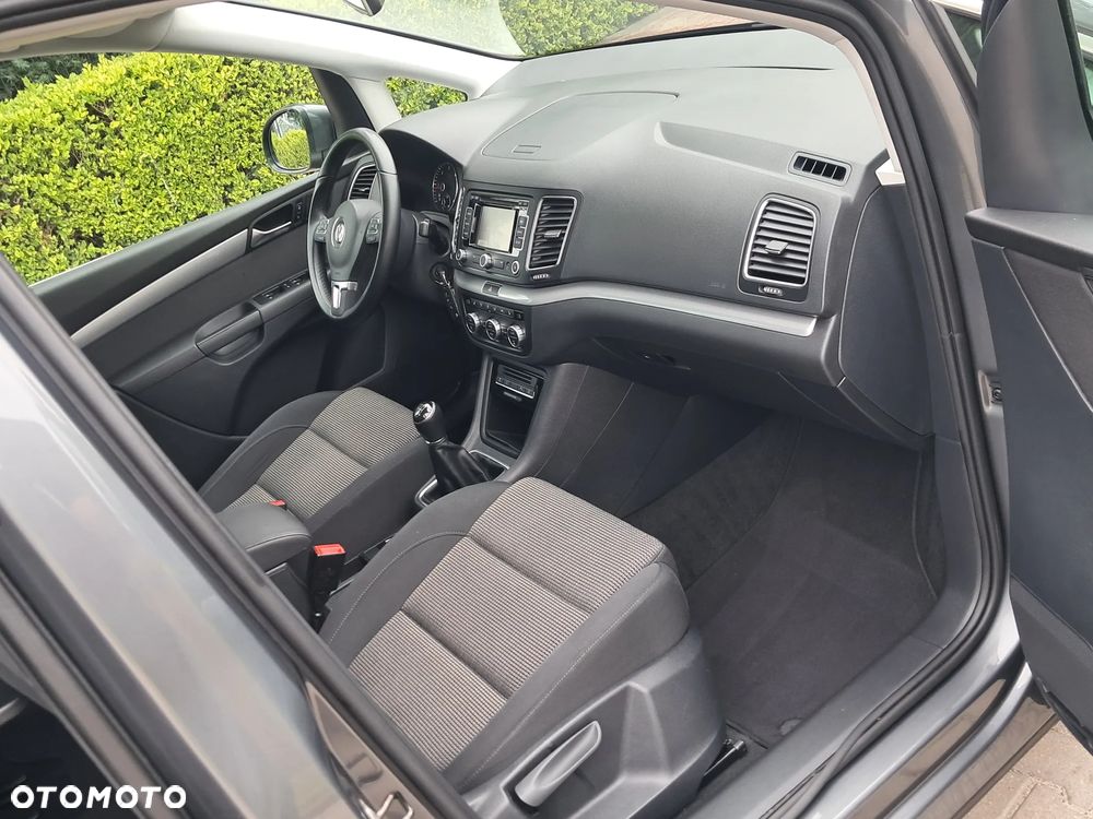 Volkswagen Sharan 2.0 TDI Blue Motion Style - 22
