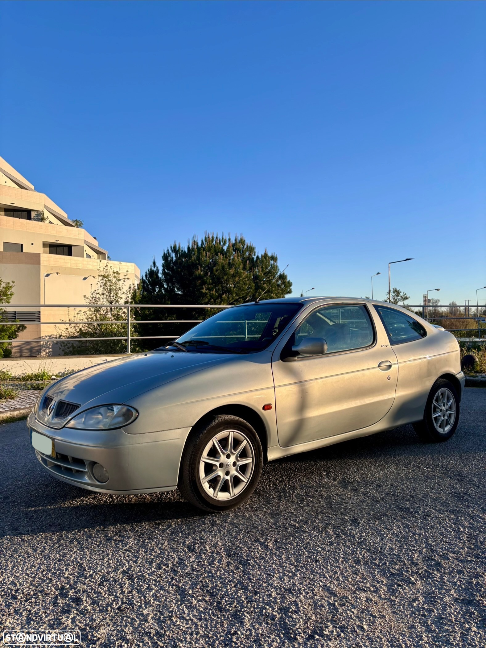 Renault Mégane Coupe 1.4 16V SL - 3