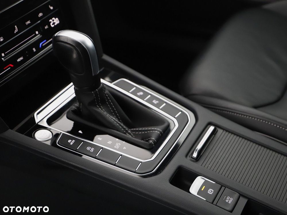 Volkswagen Arteon Shooting Brake 2.0 TDI 4Motion R-Line DSG - 18