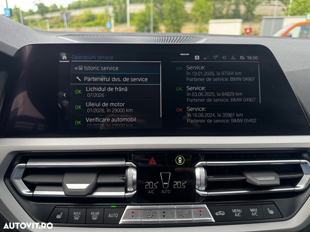 BMW Seria 3 330e Aut. Luxury Line - 34