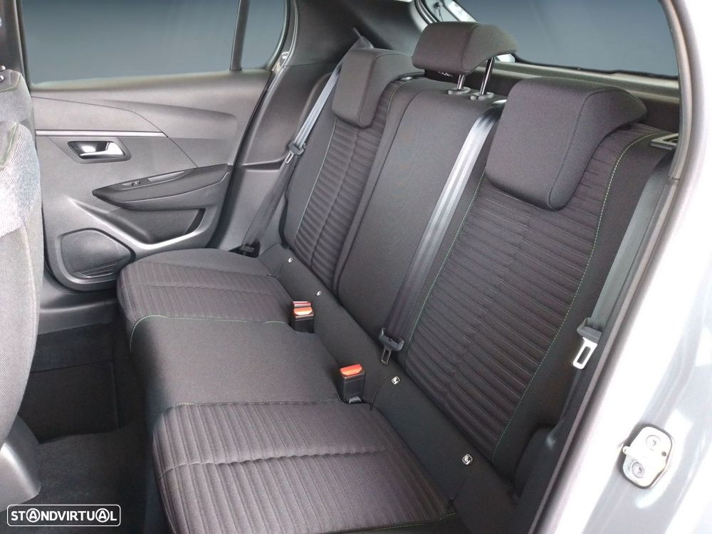 Peugeot 208 1.2 PureTech Active - 12