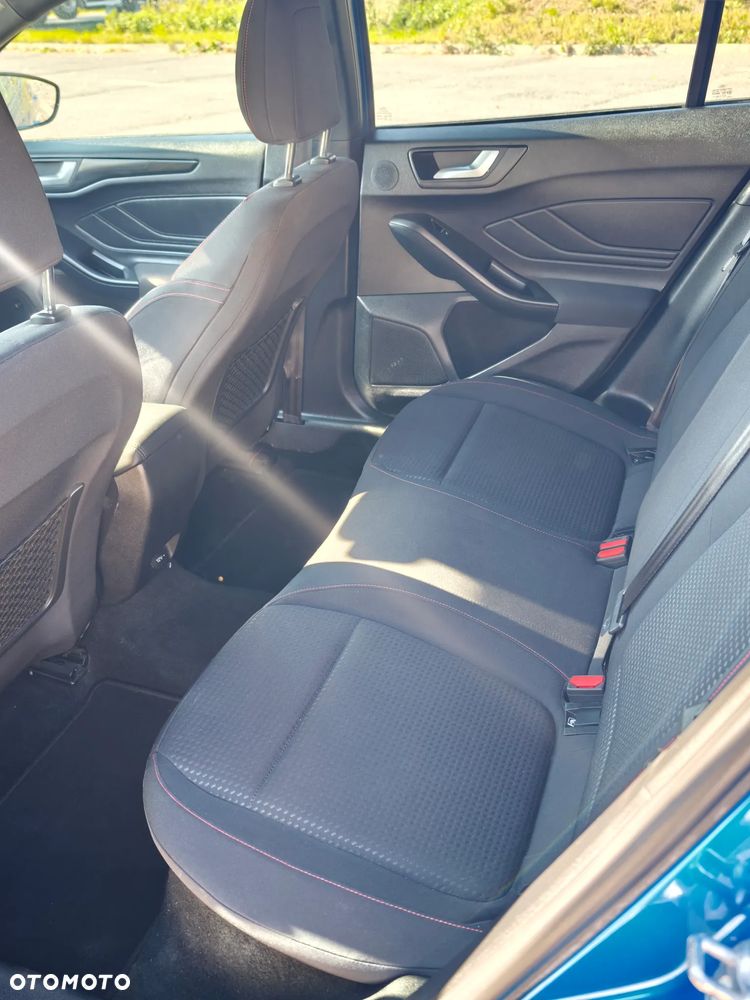 Ford Focus 1.0 EcoBoost Start-Stopp-System ST-LINE STYLE - 22