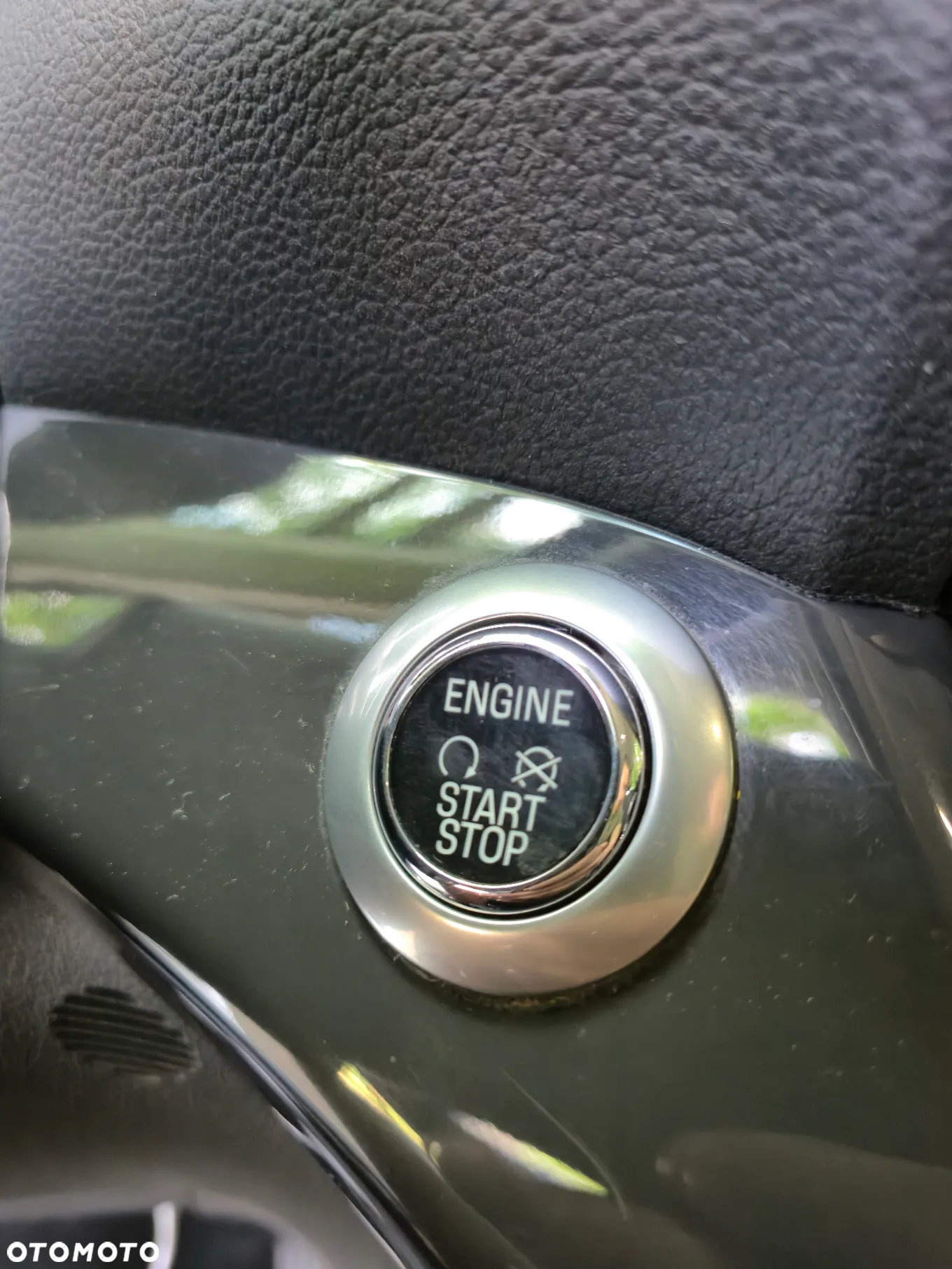 Ford Kuga 2.0 TDCi 2x4 ST-Line - 33