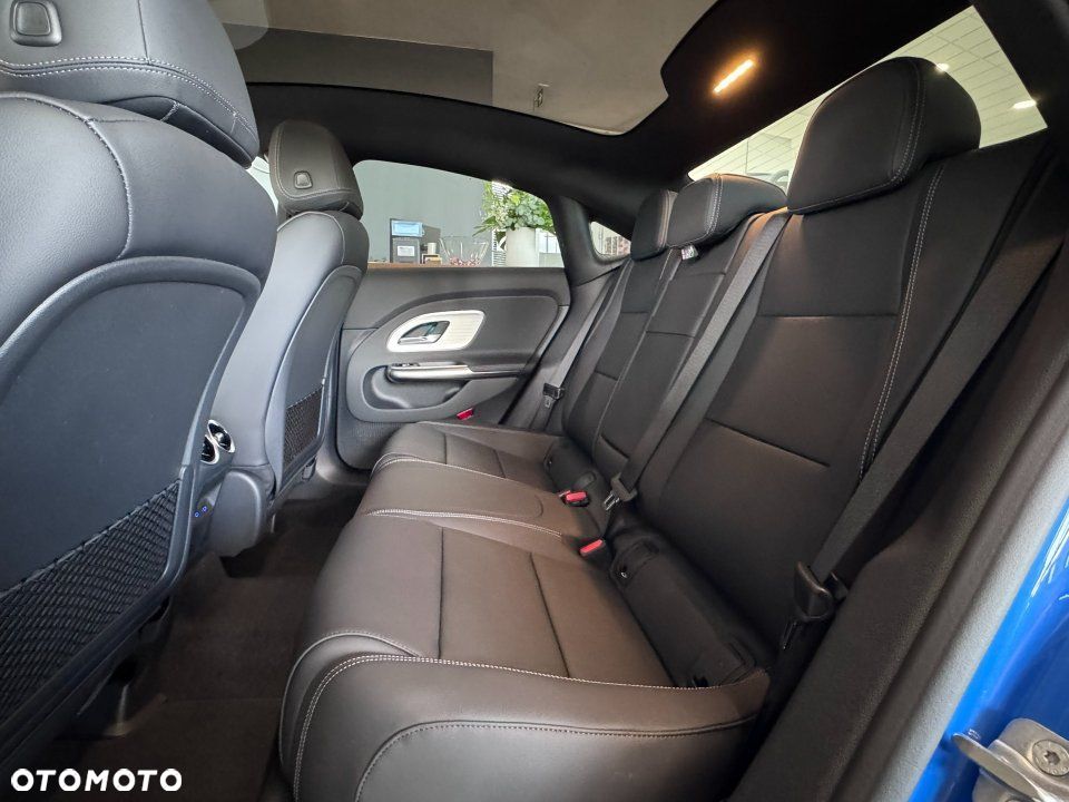 Mercedes-Benz CLA - 6