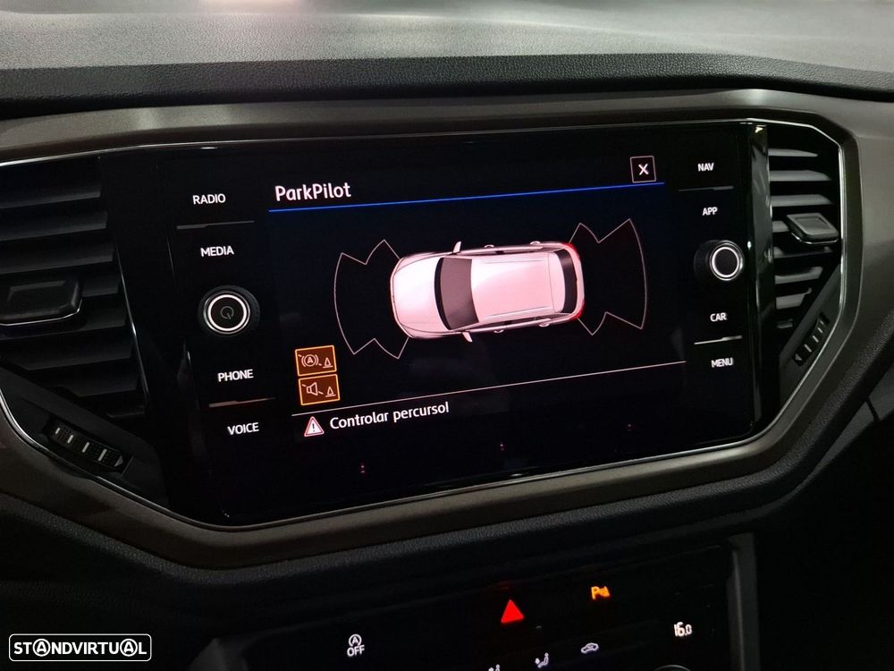 VW T-Roc 1.0 TSI - 12