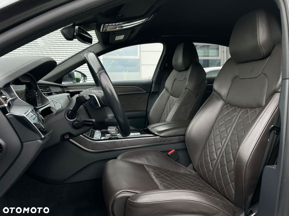 Audi A8 - 23
