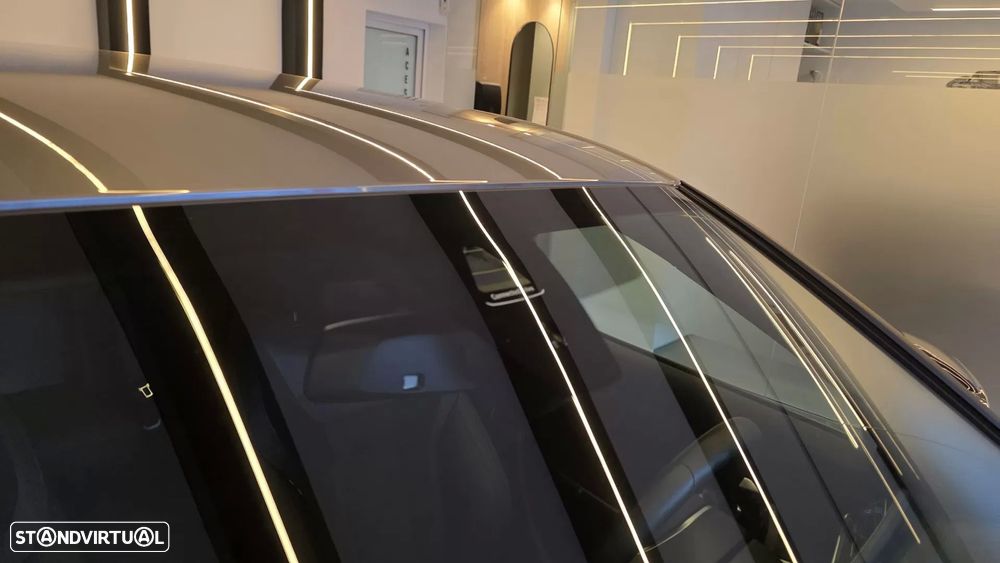 BMW 320 e Pack Desportivo M Auto - 26