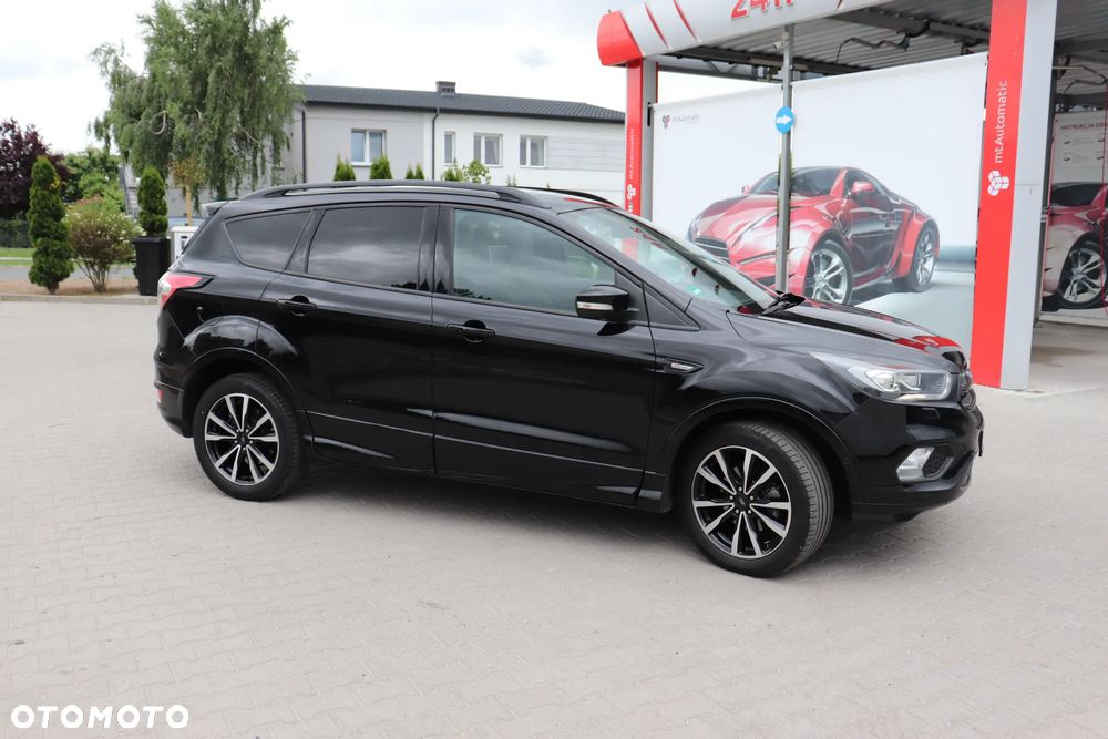 Ford Kuga 1.5 EcoBoost 2x4 ST-Line - 30