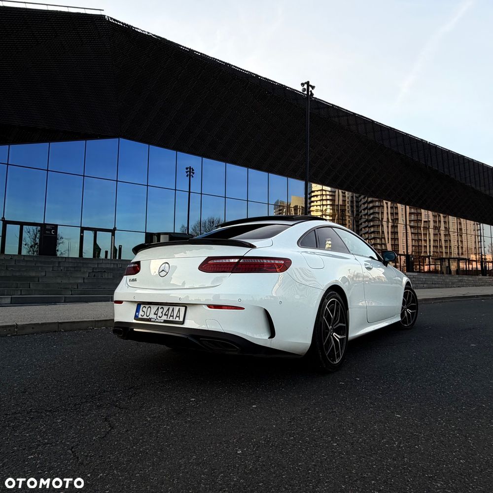 Mercedes-Benz Klasa E 300 9G-TRONIC - 7