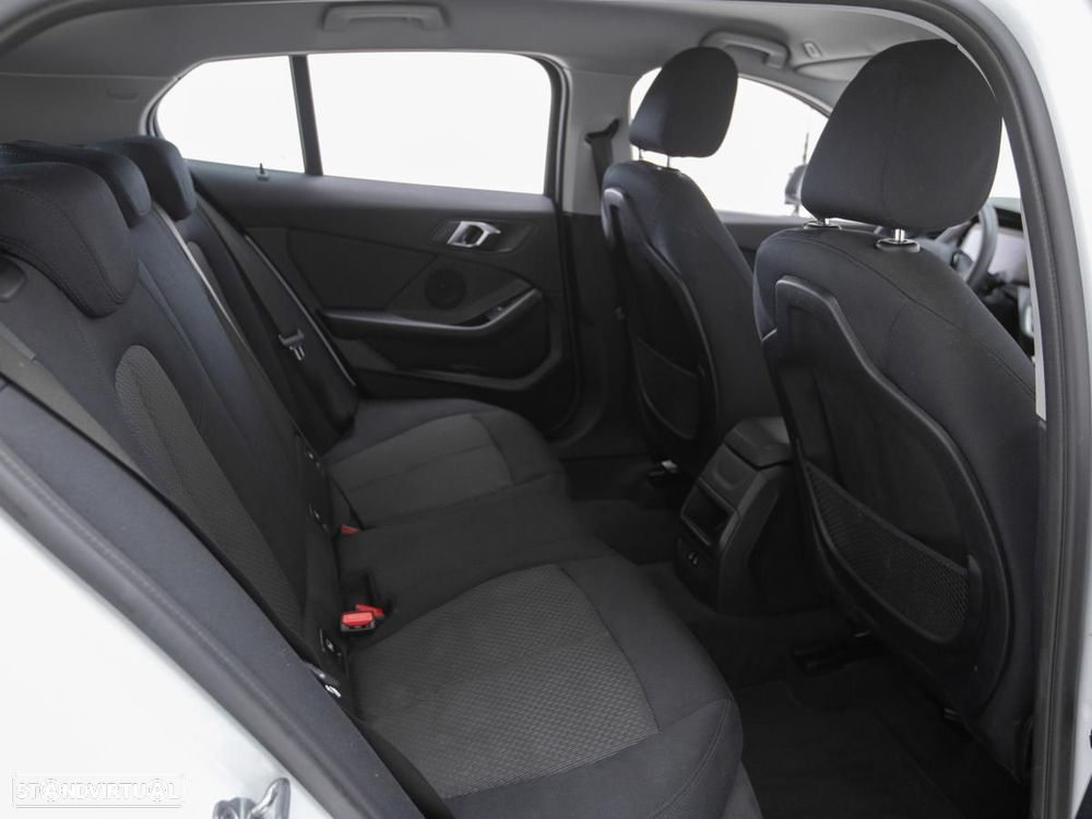 BMW 116 d Corporate Edition Auto - 11