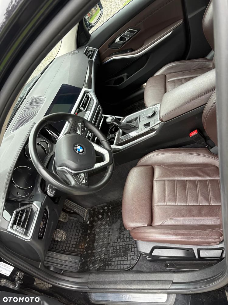 BMW Seria 3 318d - 2