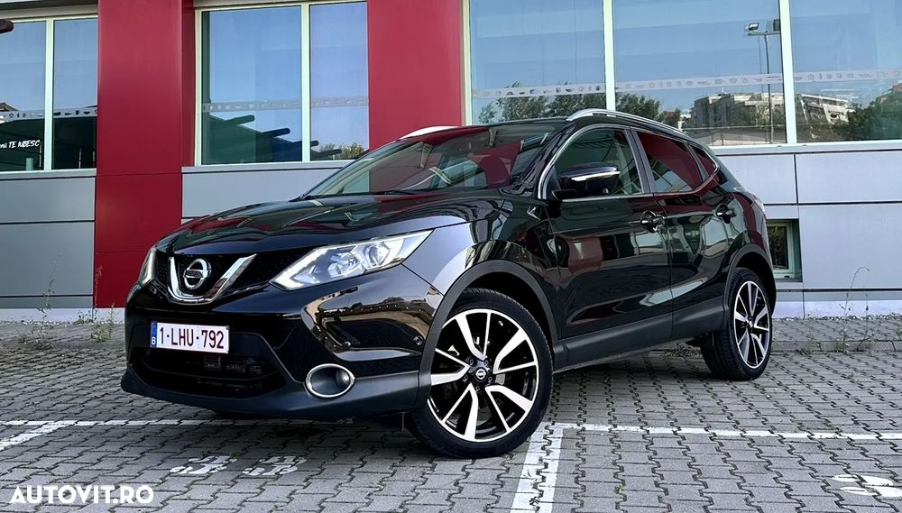 Nissan Qashqai 1.6 DCI Xtronic TEKNA+ - 3