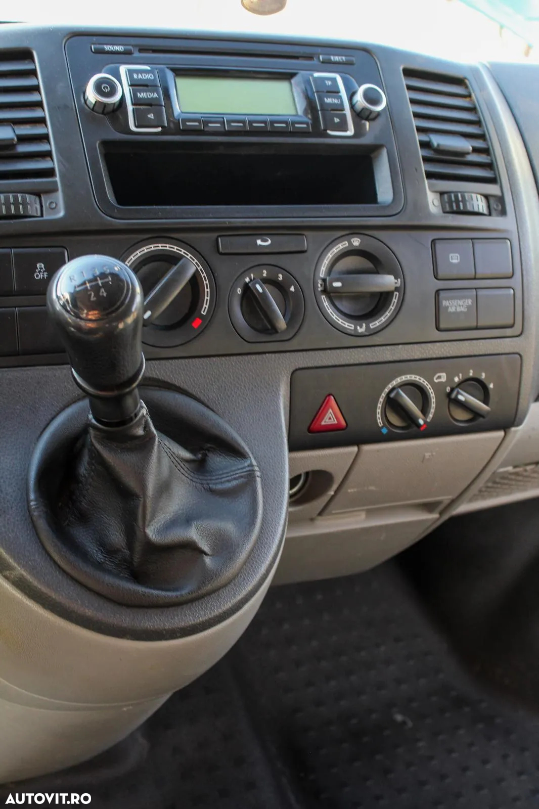 Volkswagen Transporter - 6