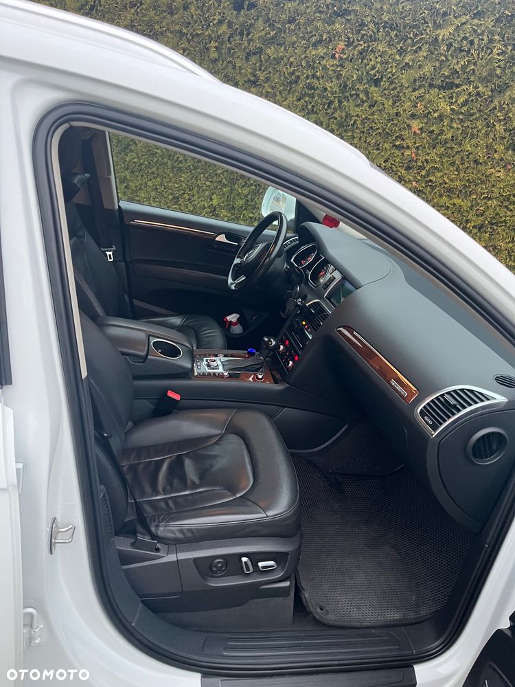 Audi Q7 - 8