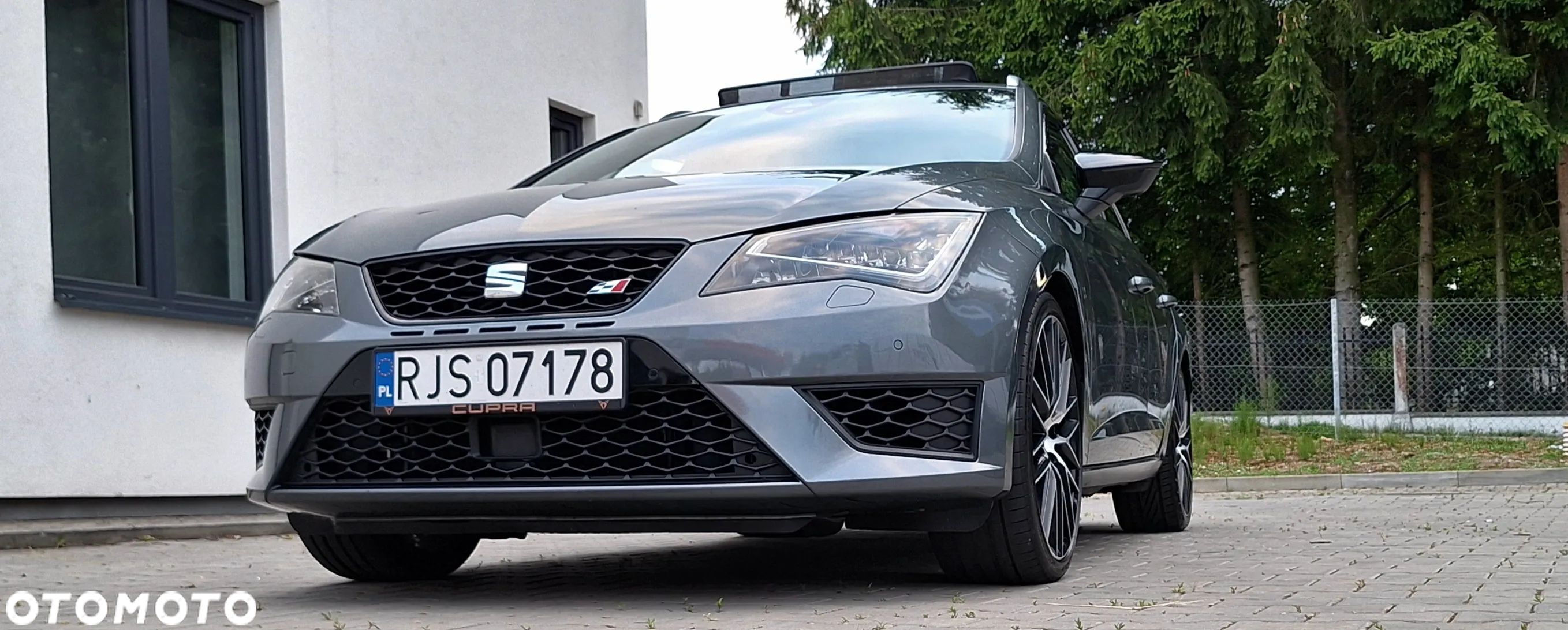 Seat Leon ST 2.0 TSI Start&Stop DSG Cupra 290 - 1