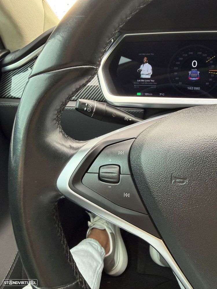 Tesla Model S 60 - 29